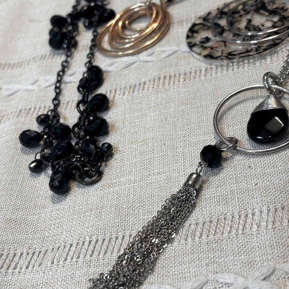 Vintage to modern jewelry bundle - Picture 5 of 6